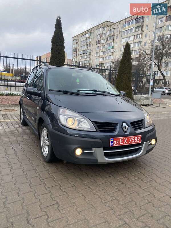 Минивэн Renault Scenic 2008 в Млинове