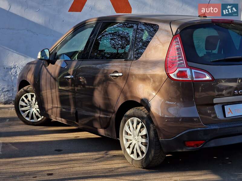 Минивэн Renault Scenic 2010 в Одессе