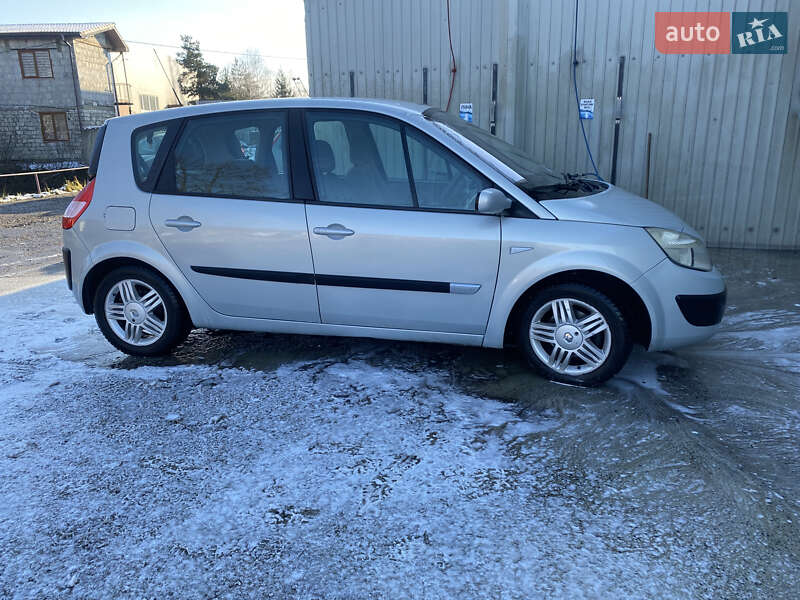 Минивэн Renault Scenic 2004 в Жидачове