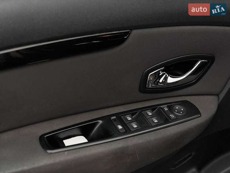 Мінівен Renault Scenic 2013 в Львові