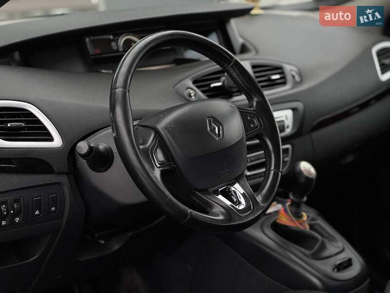 Мінівен Renault Scenic 2013 в Львові