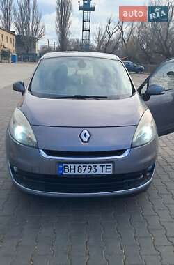 Мінівен Renault Scenic 2012 в Ізмаїлі