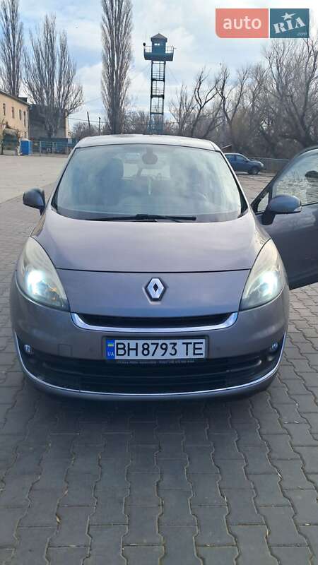 Renault Scenic 2012