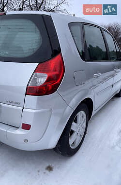 Мінівен Renault Scenic 2007 в Луцьку