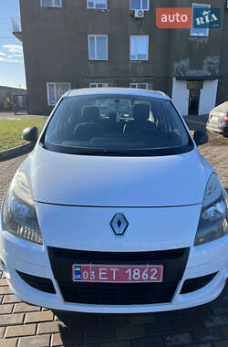 Мінівен Renault Scenic 2010 в Луцьку