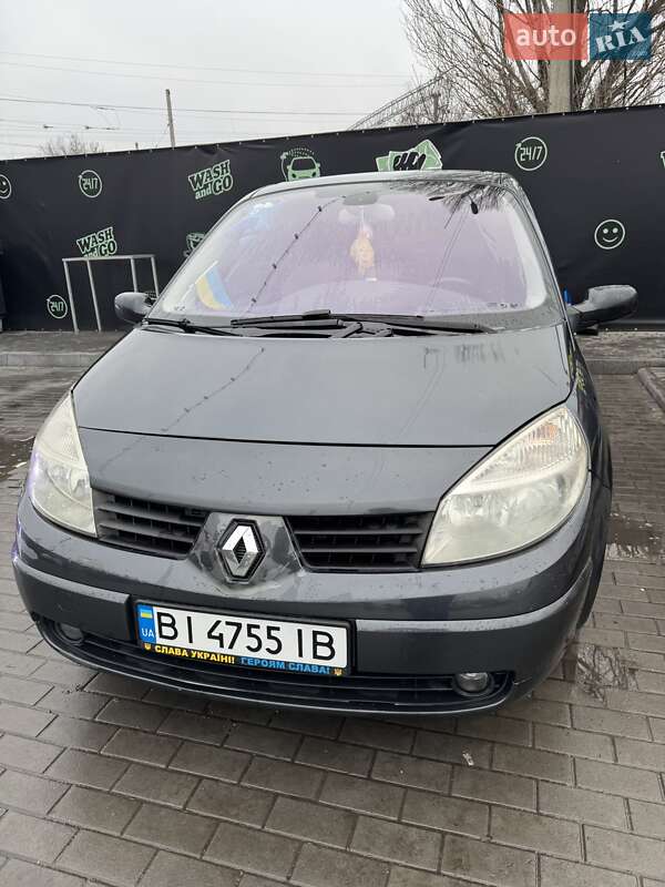 Минивэн Renault Scenic 2004 в Кременчуге
