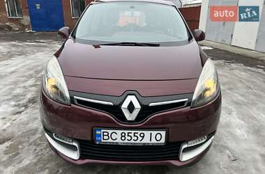 Минивэн Renault Scenic 2013 в 