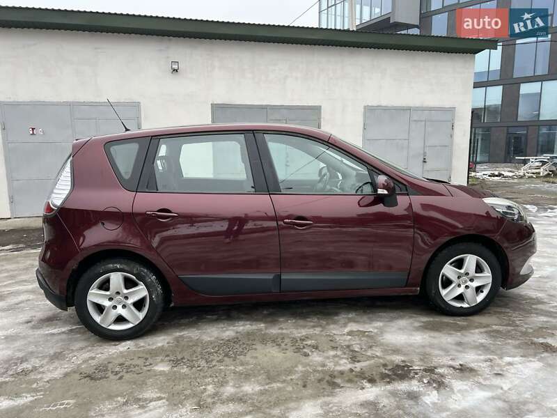 Минивэн Renault Scenic 2013 в Львове