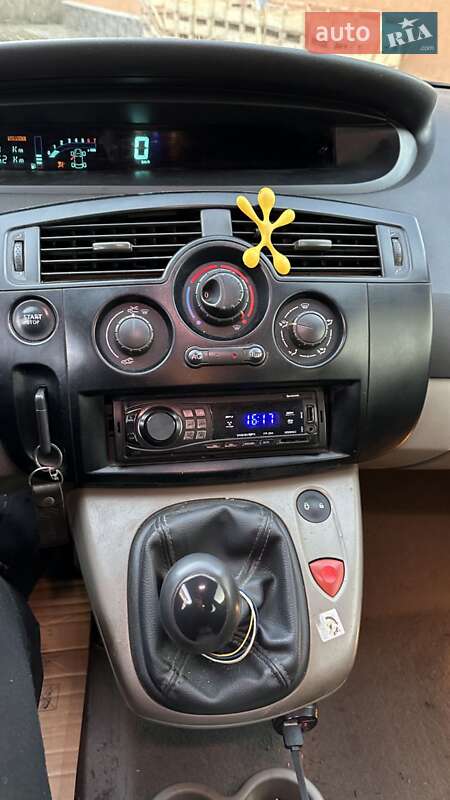 Мінівен Renault Scenic 2004 в Полтаві