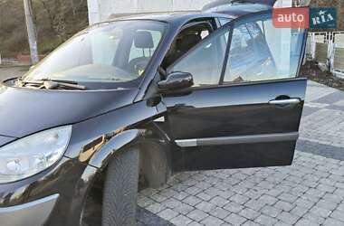 Минивэн Renault Scenic 2005 в 