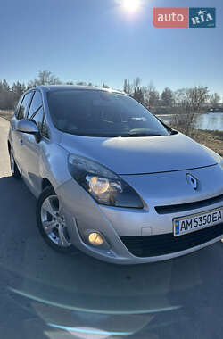 Мінівен Renault Scenic 2011 в Житомирі