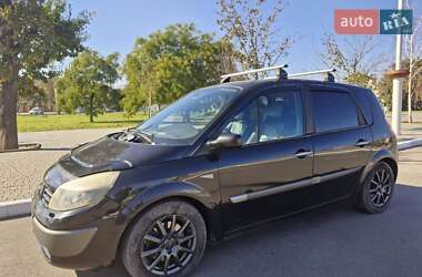 Минивэн Renault Scenic 2004 в 