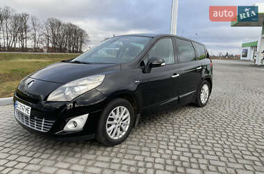 Мінівен Renault Scenic 2011 в Стрию