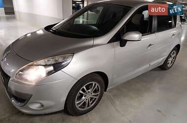 Минивэн Renault Scenic 2011 в Львове