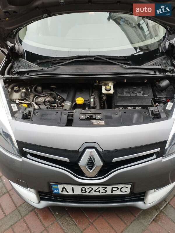 Минивэн Renault Scenic 2013 в Василькове