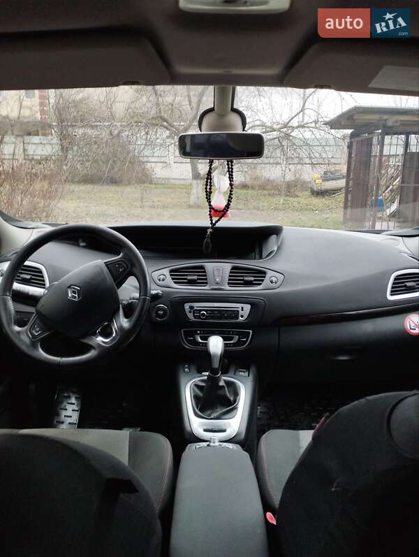 Минивэн Renault Scenic 2013 в Василькове