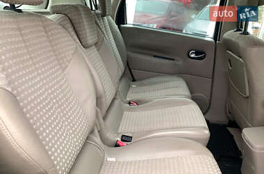 Минивэн Renault Scenic 2006 в 