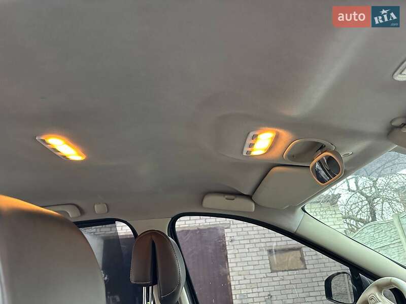 Минивэн Renault Scenic 2010 в Новых Санжарах