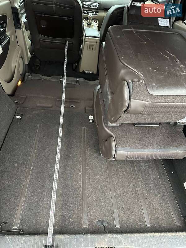 Минивэн Renault Scenic 2010 в Новых Санжарах фото 28 Минивэн Renault Scenic 2010 в Новых Санжарах