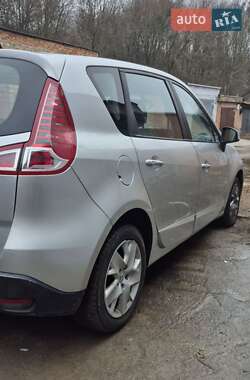 Мінівен Renault Scenic 2011 в Полтаві