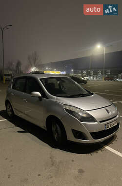 Минивэн Renault Scenic 2011 в Днепре