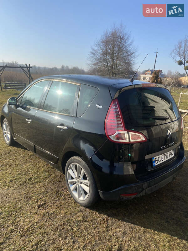 Минивэн Renault Scenic 2010 в Жовкве