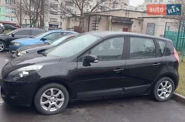 Мінівен Renault Scenic 2011 в Луцьку