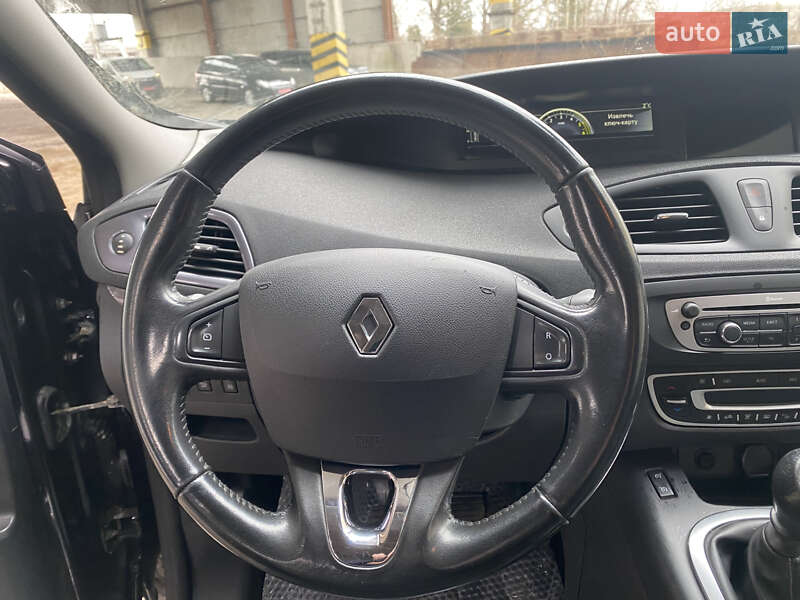 Минивэн Renault Scenic 2016 в Луцке
