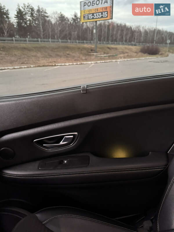 Минивэн Renault Scenic 2017 в Киеве