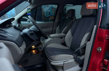 Минивэн Renault Scenic 2005 в 