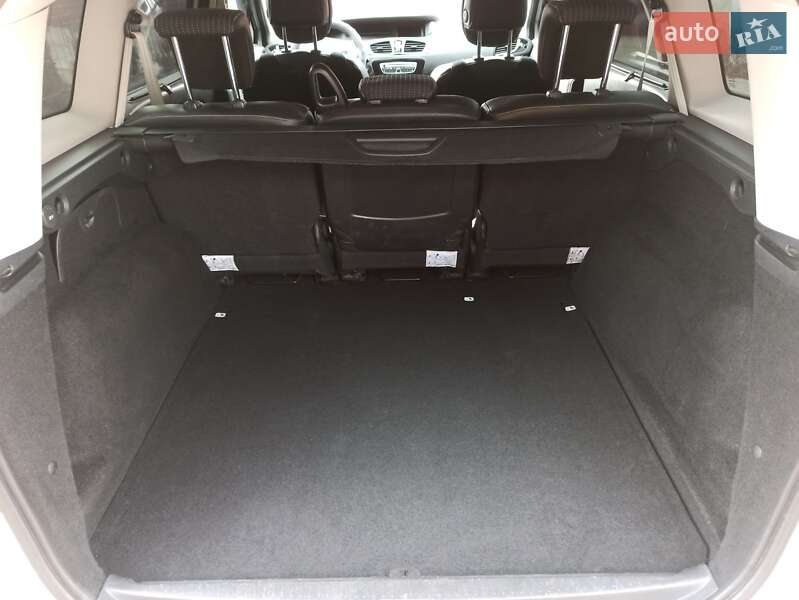 Минивэн Renault Scenic 2011 в Мироновке