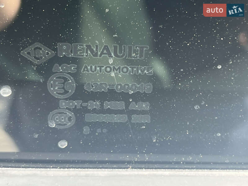 Минивэн Renault Scenic 2014 в Белгороде-Днестровском фото 15 Минивэн Renault Scenic 2014 в Белгороде-Днестровском