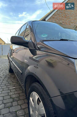 Минивэн Renault Scenic 2006 в 