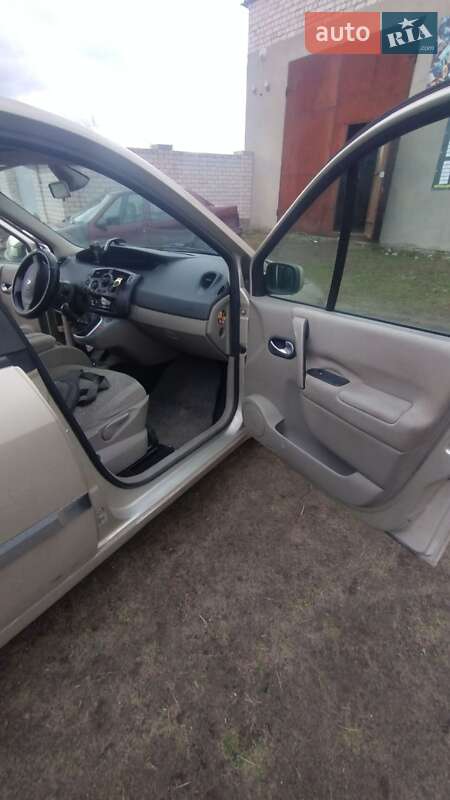 Минивэн Renault Scenic 2006 в Вознесенске
