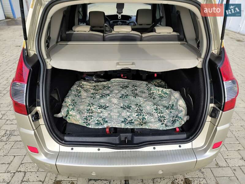 Минивэн Renault Scenic 2008 в Славянске