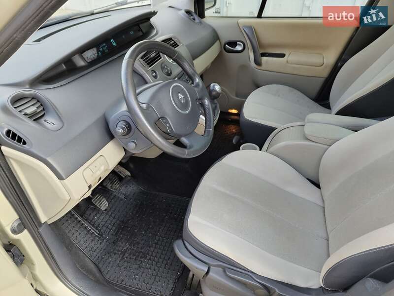 Минивэн Renault Scenic 2008 в Славянске