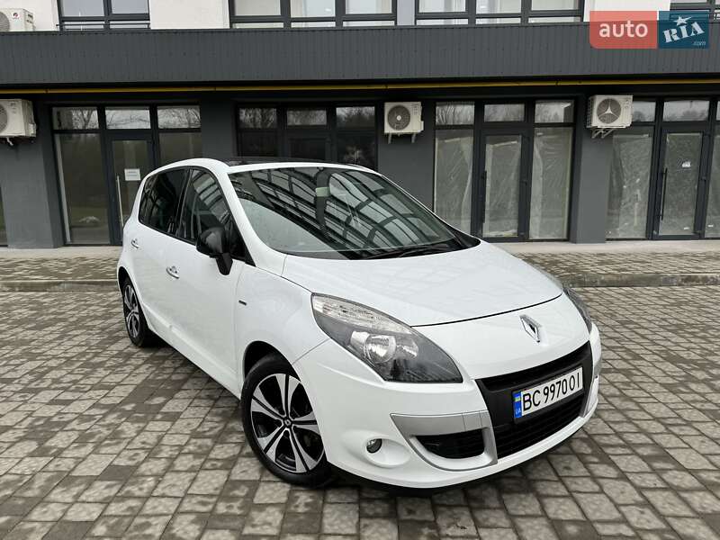 Renault Scenic 2012