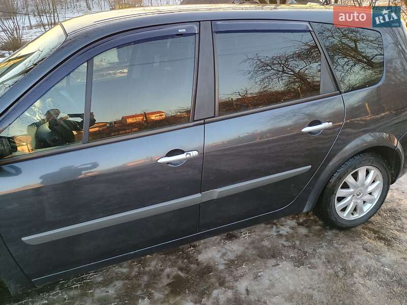 Минивэн Renault Scenic 2007 в Городке