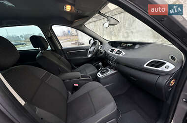 Минивэн Renault Scenic 2010 в Львове