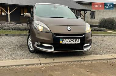 Минивэн Renault Scenic 2013 в Меденичах