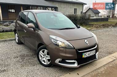 Минивэн Renault Scenic 2013 в Меденичах