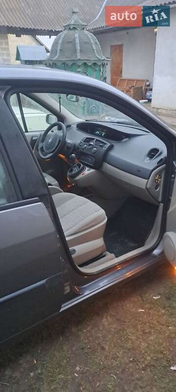 Минивэн Renault Scenic 2004 в Толстом