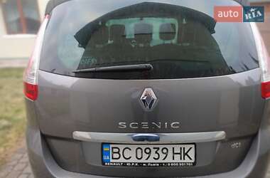 Мінівен Renault Scenic 2015 в Львові