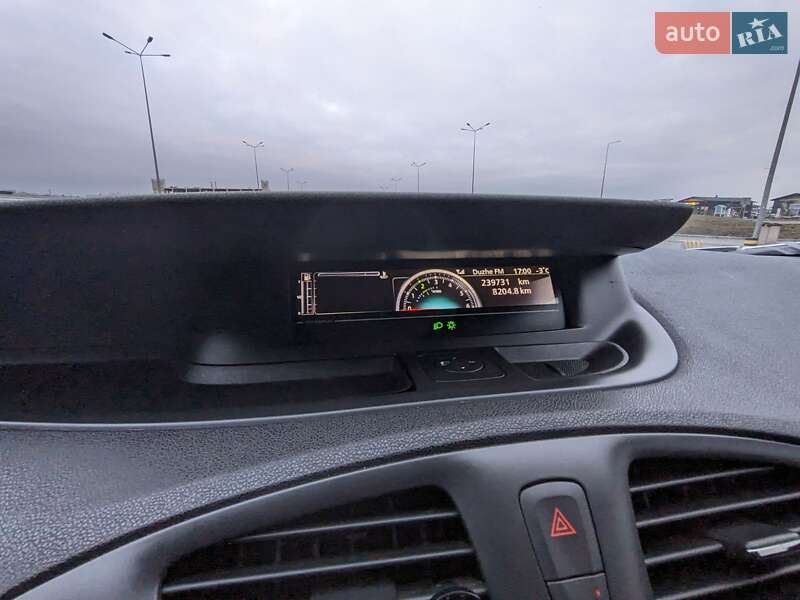 Минивэн Renault Scenic 2012 в Львове