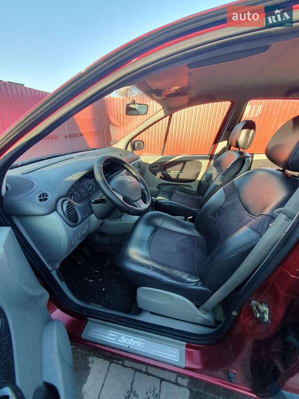Минивэн Renault Scenic 2001 в Бродах