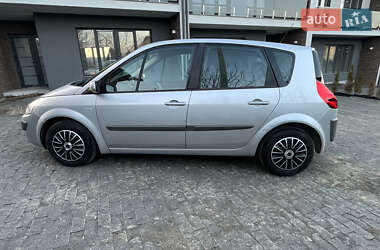 Минивэн Renault Scenic 2009 в 