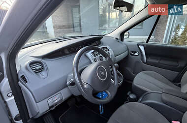 Минивэн Renault Scenic 2009 в 
