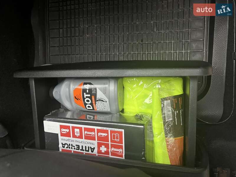 Минивэн Renault Scenic 2006 в Знаменке фото 11 Минивэн Renault Scenic 2006 в Знаменке