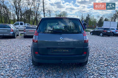 Минивэн Renault Scenic 2006 в Ровно