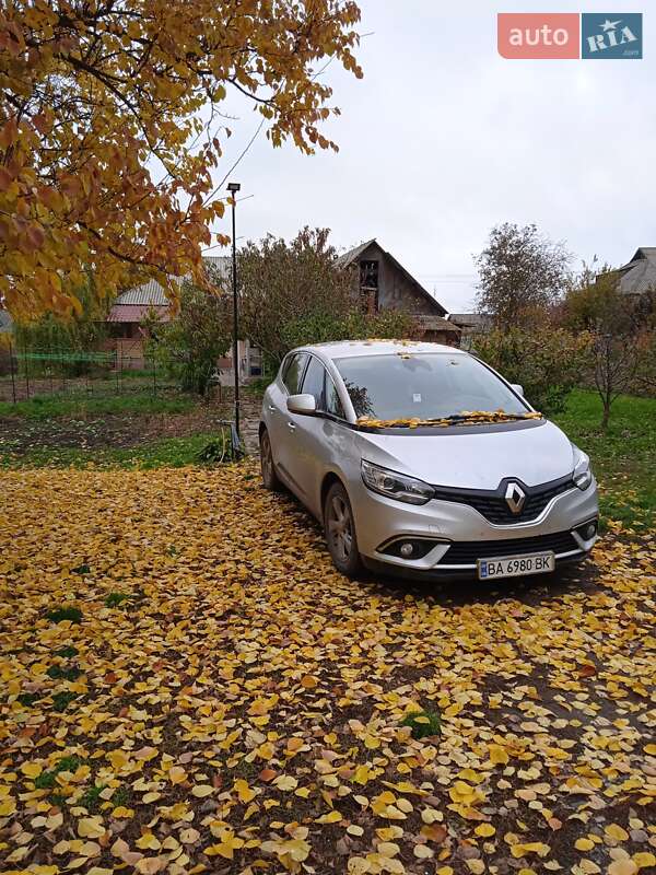 Минивэн Renault Scenic 2017 в Гайвороне